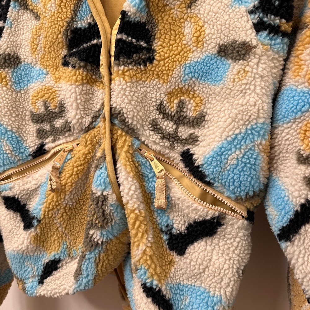 Multicolor Teddy Jacket - Picture 3 of 4